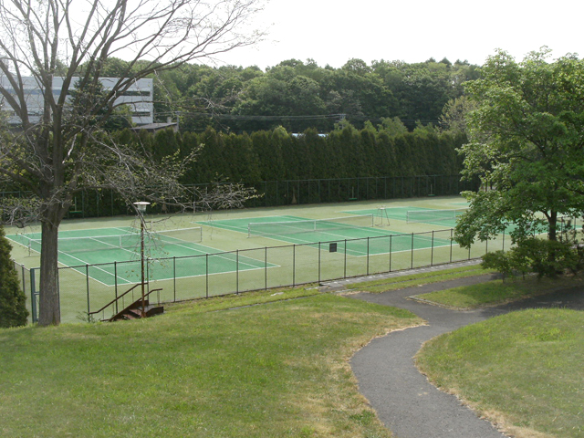もみじ台緑地/硬式テニスコートの写真