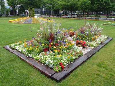 札幌市大通花壇/花と緑の竜宮城